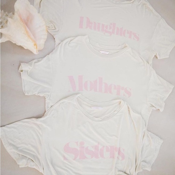 Selkie Mother's Tee - Picture 3 of 7